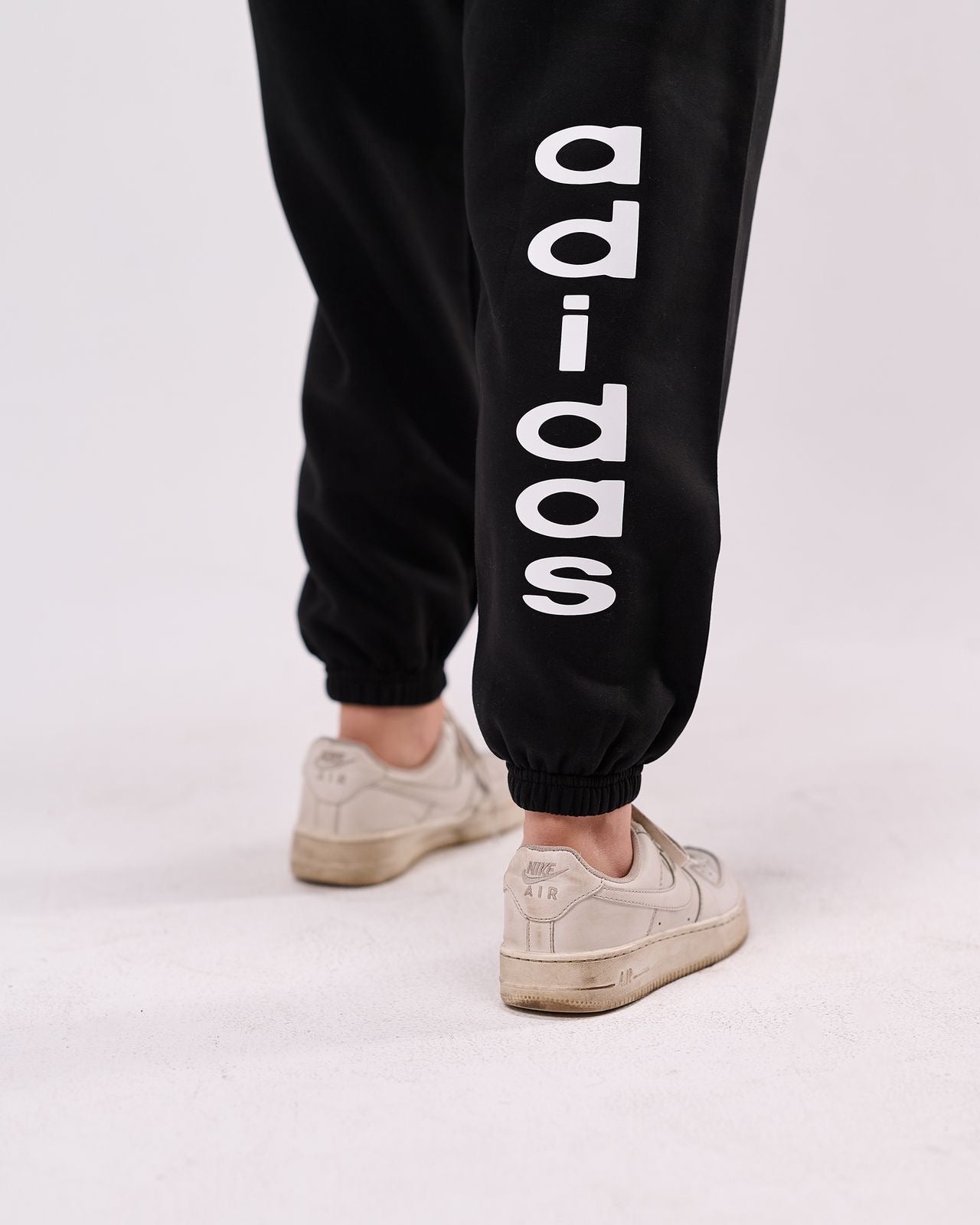 ADIDAS jogger